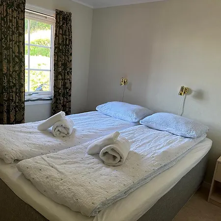 Cozy House By The Sea *