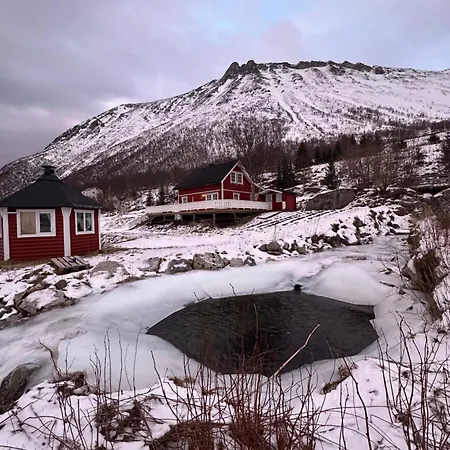 Cozy House By The Sea Semesterbostad