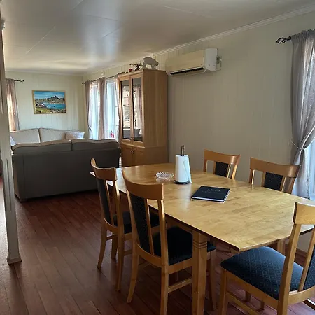 度假居 Cozy House By The Sea